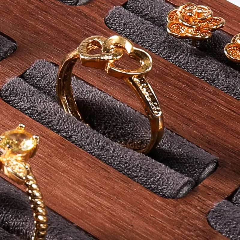 Retro Gold Ring Display Tray for Jewelry Storage - Image 7