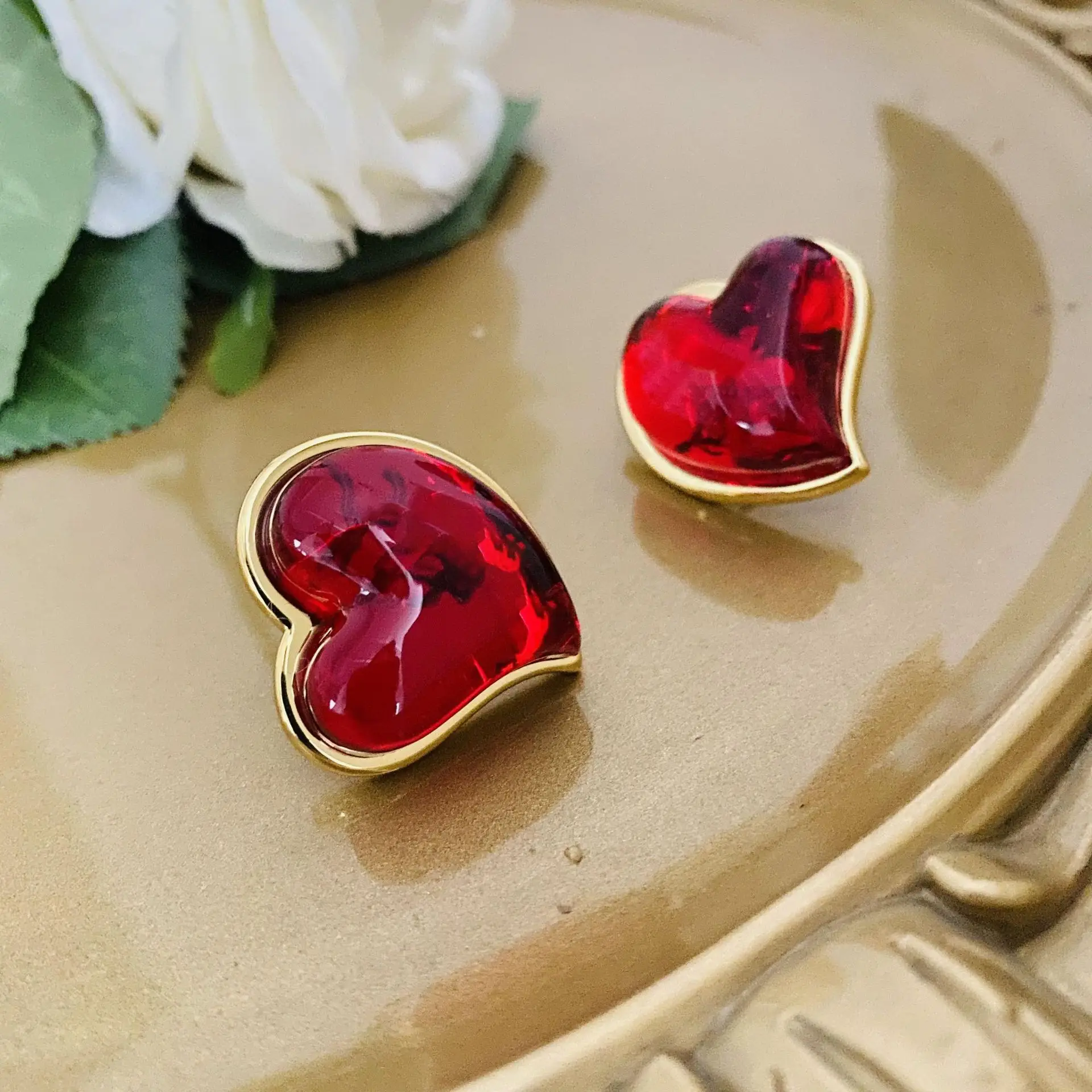 Red Lava Heart Jelly Glass Earrings for Women - Image 4