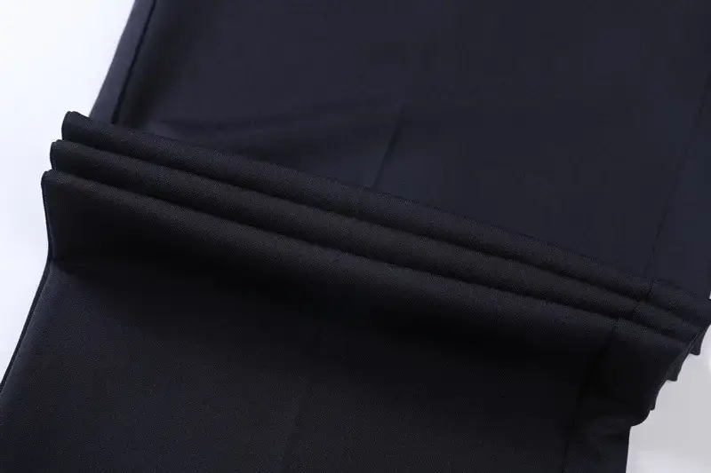 15545728304_2048329000