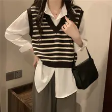 Women's V-Neck Cable Knit Pullover Sweater White — feature 10