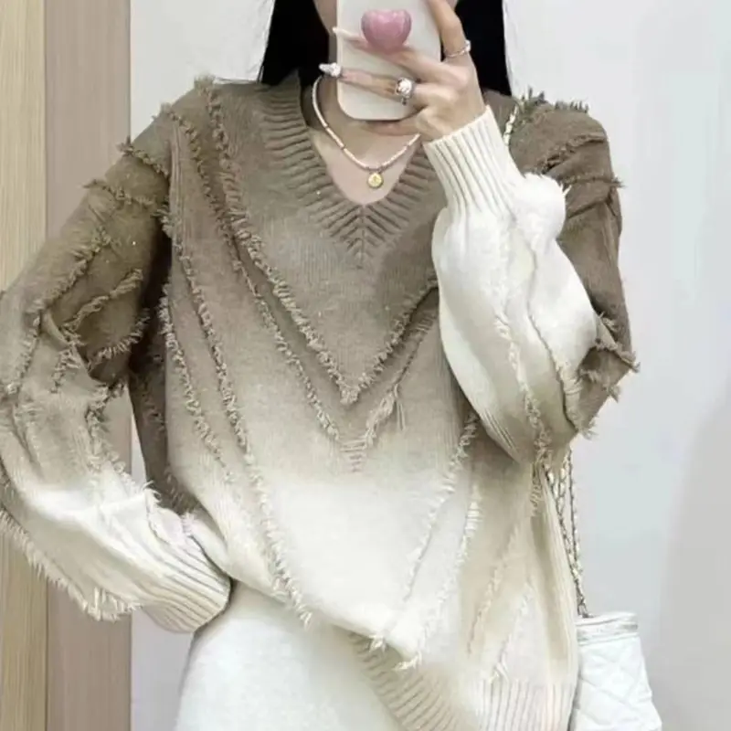 Women's V-Neck Cable Knit Pullover Sweater White — feature 25