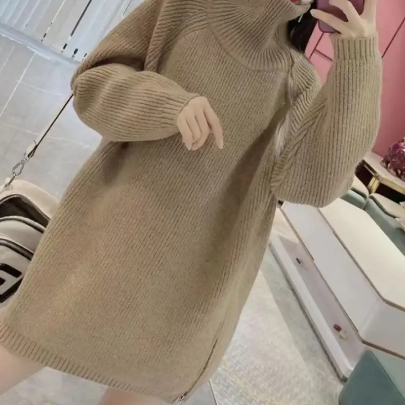 Women's V-Neck Cable Knit Pullover Sweater White — feature 27