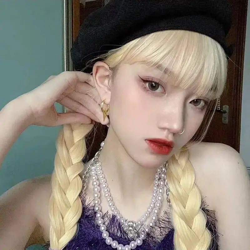 Sweet Cool Style Hip Hop Rivet Ear Buckle Gold - Image 3