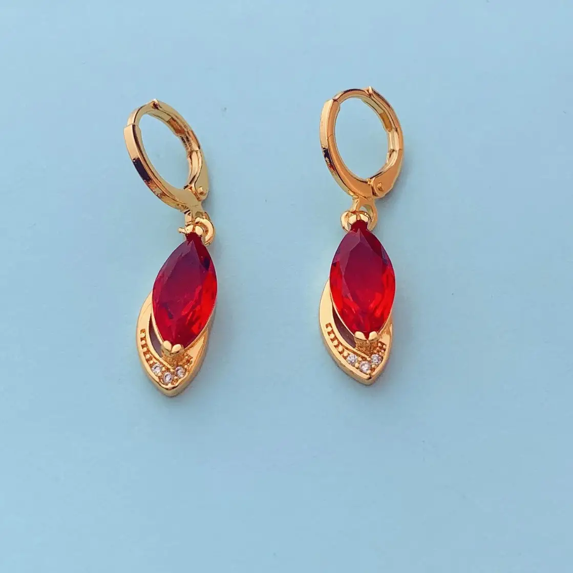 Green Cat Eye Earrings Set Gold Plated - Image 5