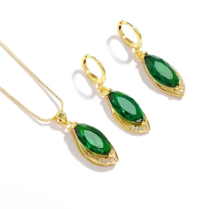 Green Cat Eye Earrings Set Gold Plated — feature 2