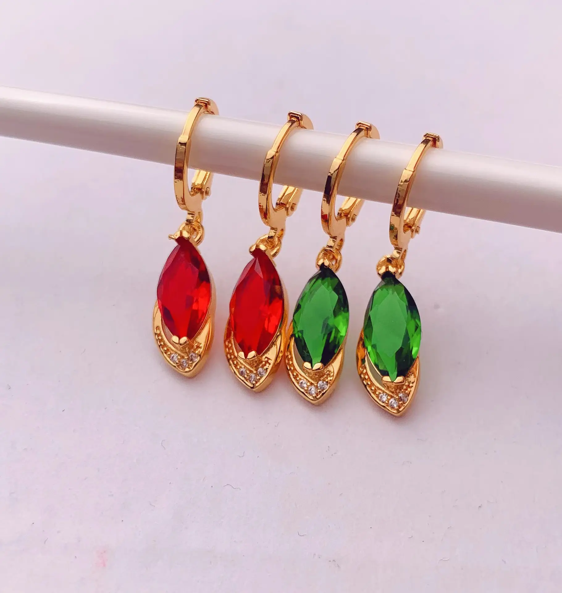 Green Cat Eye Earrings Set Gold Plated — feature 7