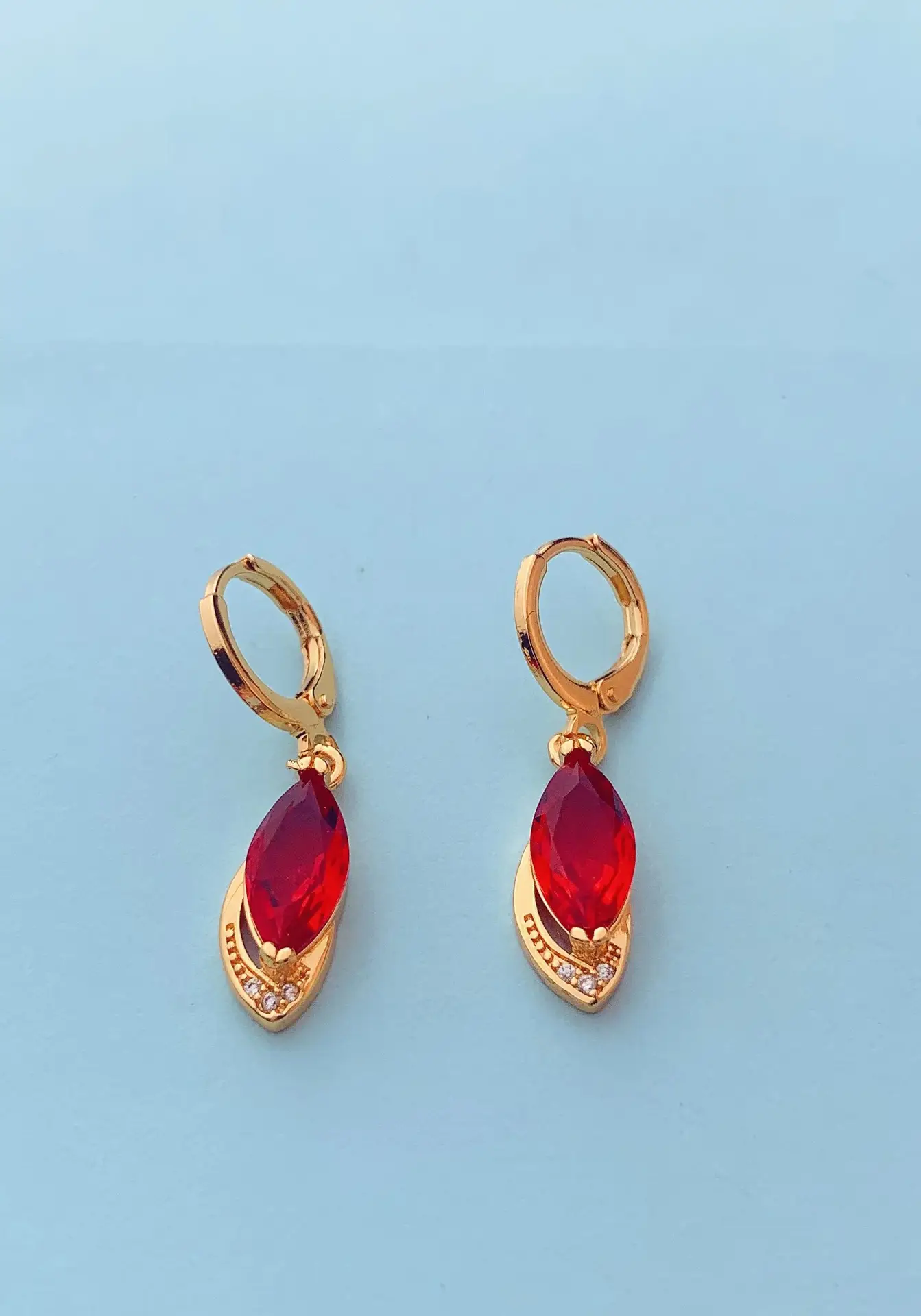 Green Cat Eye Earrings Set Gold Plated - Image 2