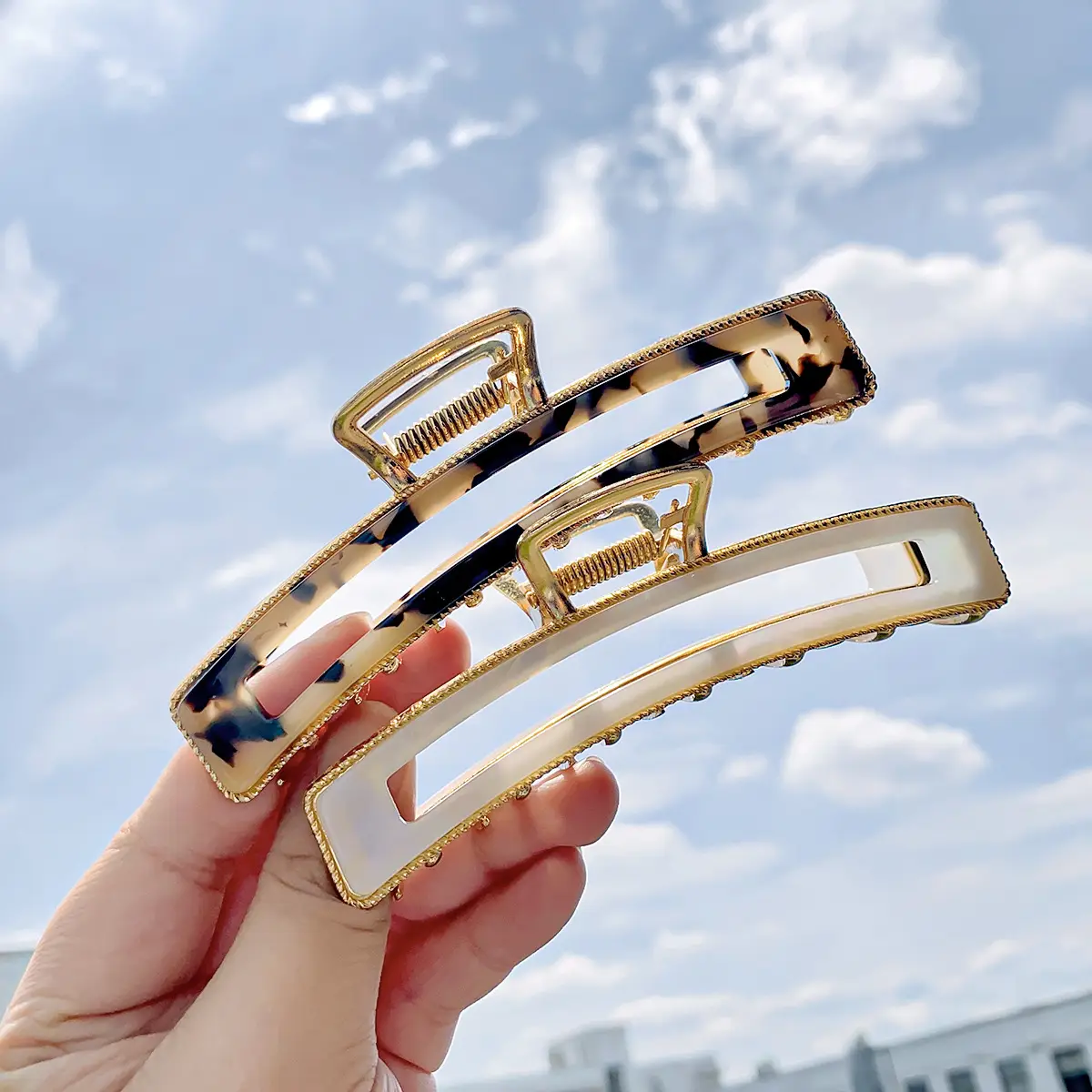 Korean Style Large Retro Shark Clip Hair Back - Image 7
