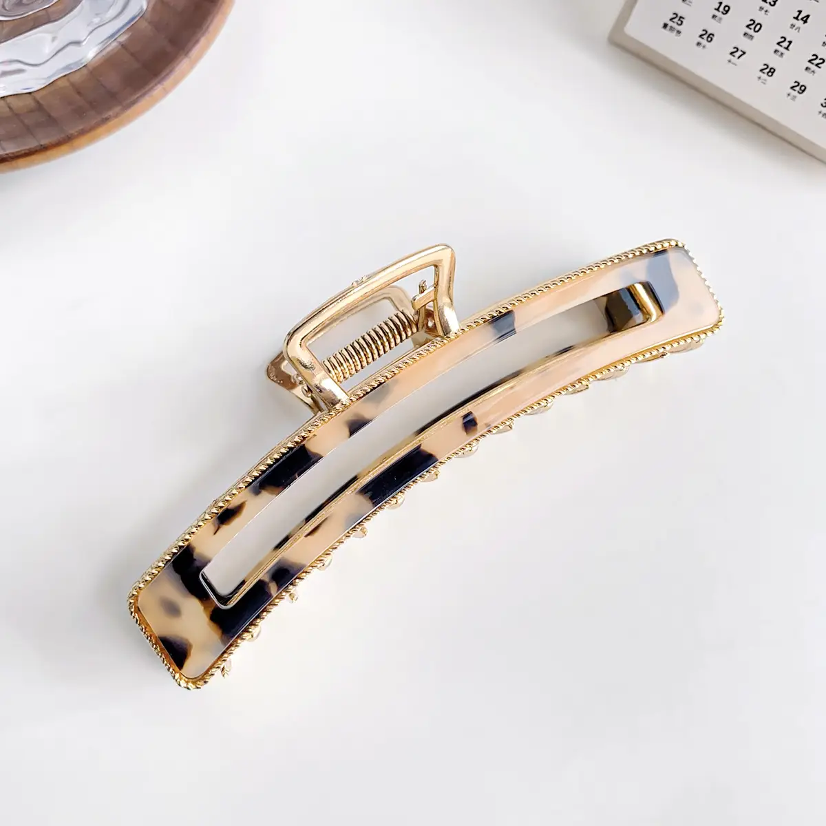 Korean Style Large Retro Shark Clip Hair Back - Image 4