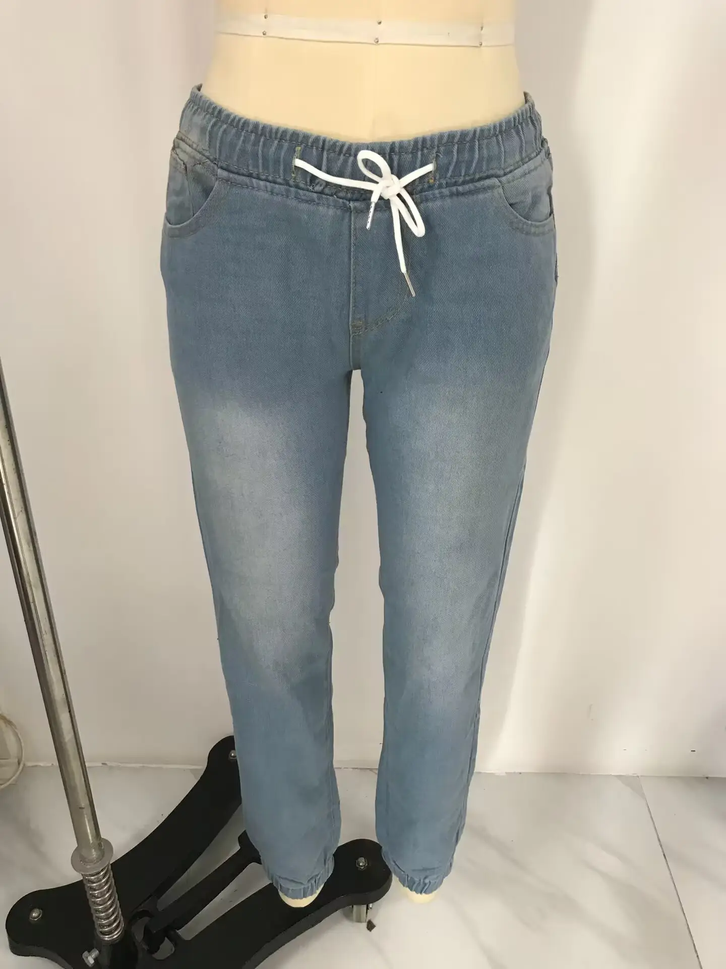 Women Slim Fit Elastic Waist Denim Pants Blue Black — feature 6