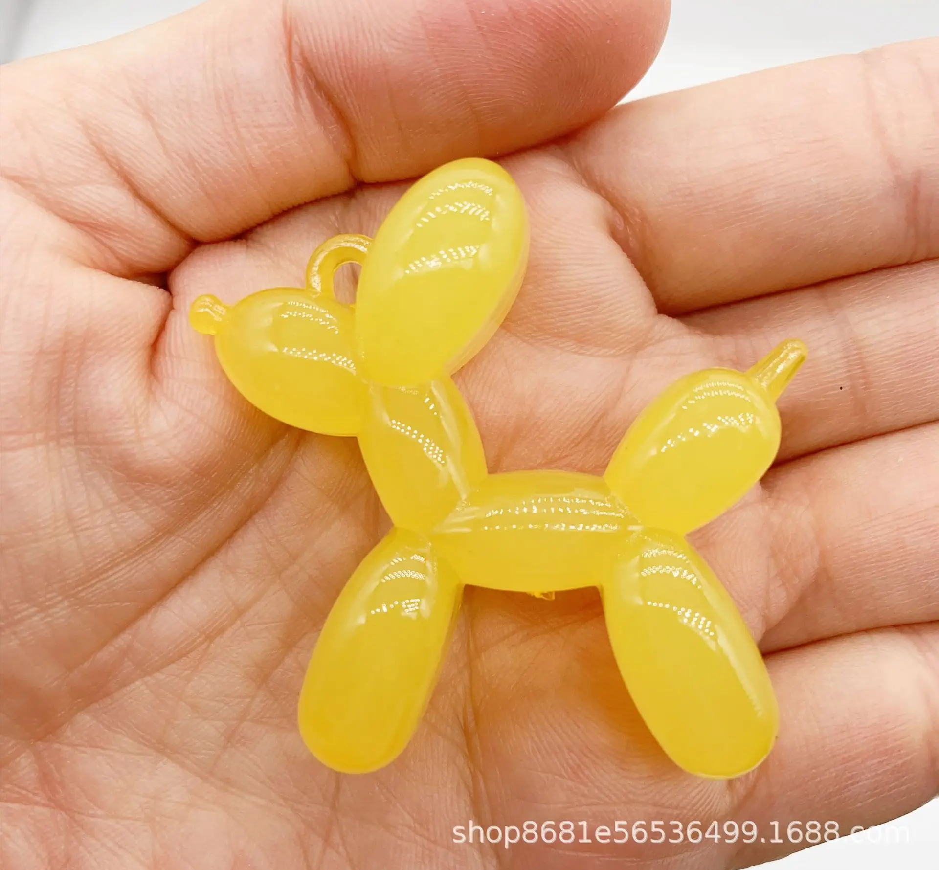 Yellow Acrylic Blast Dog Mobile Phone Pendant - Image 7