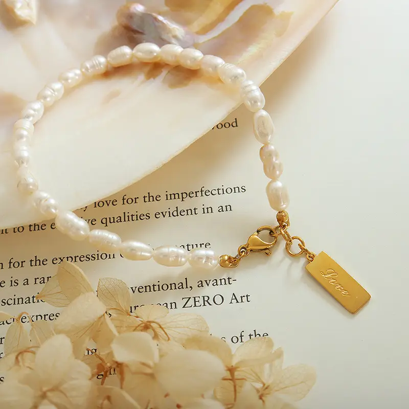 Pearl Love Square Bracelet with Gold Clasp - Image 4