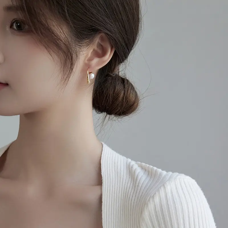 Simple Pearl Earrings Women Korean Style Elegant Two Wear - Image 3