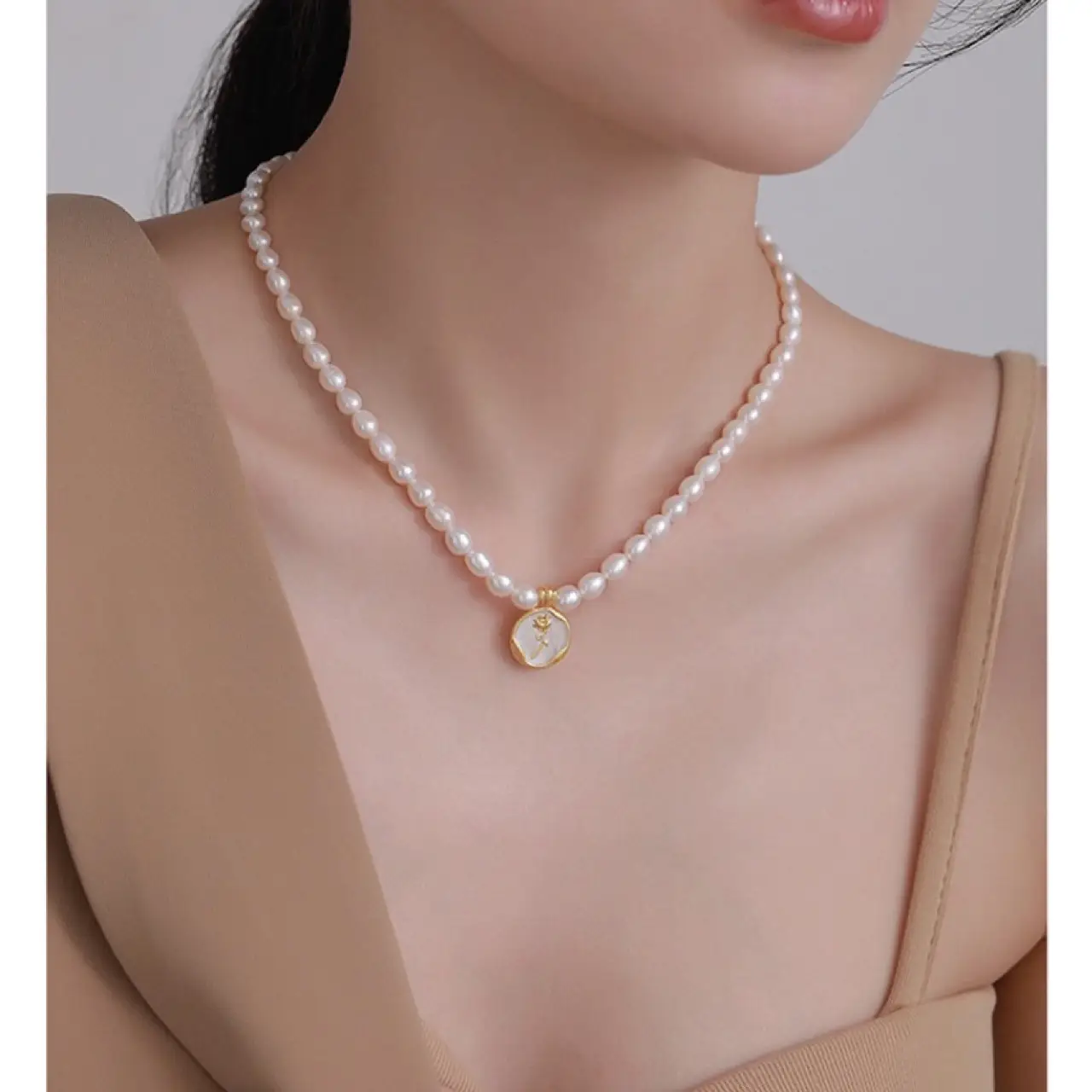 Elegant Rose Natural Pearl Necklace for Women — feature 8