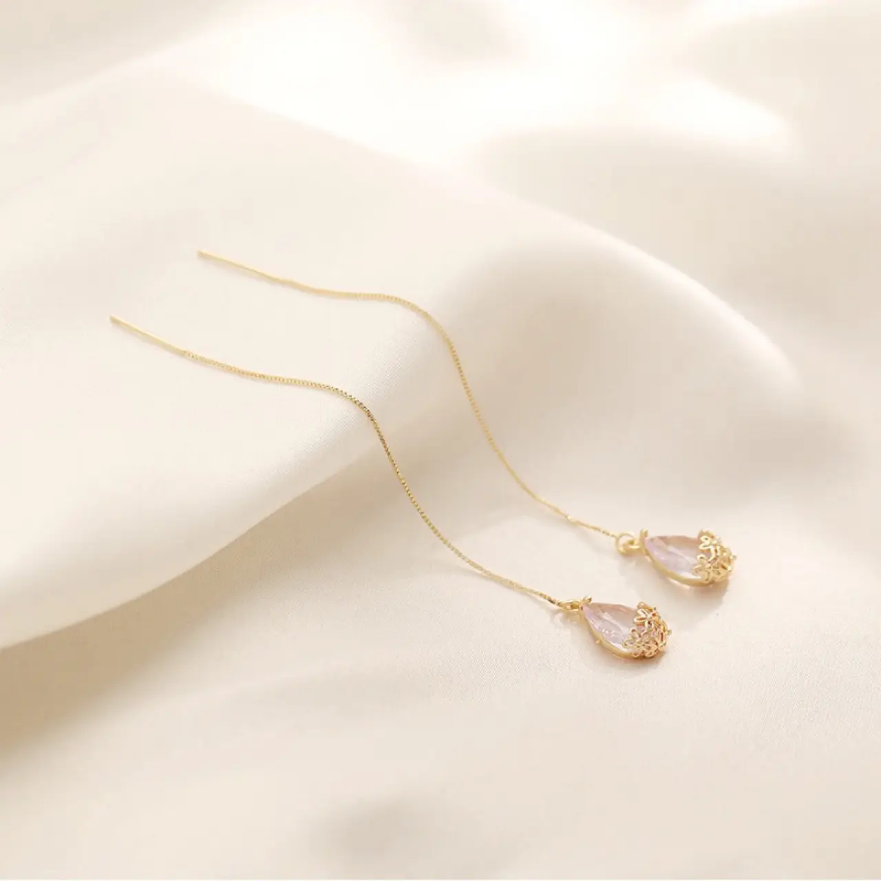 2022 White Zircon Water Drop Earrings for Women — feature 8