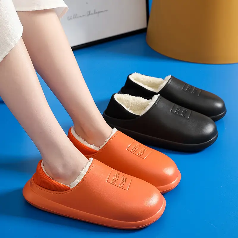 Thick-Soled Autumn and Winter Cotton Slippers with Heel, Non-Slip Cotton Shoes for Indoor and Outdoor Use, Waterproof, Couple's Home Slippers, Fleece-Lined, Casual Home Wear