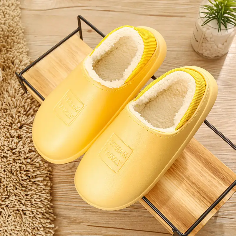Thick-Soled Autumn and Winter Cotton Slippers with Heel, Non-Slip Cotton Shoes for Indoor and Outdoor Use, Waterproof, Couple's Home Slippers, Fleece-Lined, Casual Home Wear