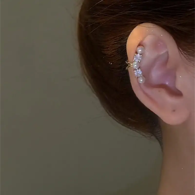South Korea Pearl Diamond Ear Bone Clip Female - Image 4