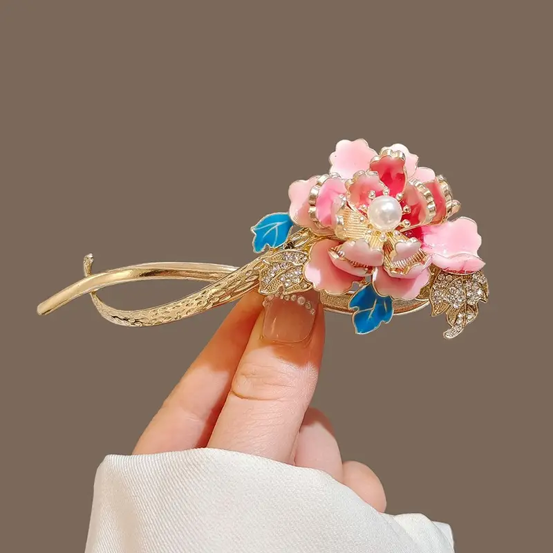 Elegant Pearl Twist Hairpin with Gold Net Design - Image 33