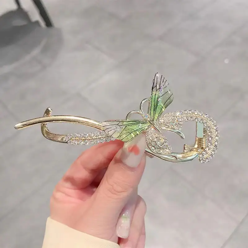 Elegant Pearl Twist Hairpin with Gold Net Design - Image 7