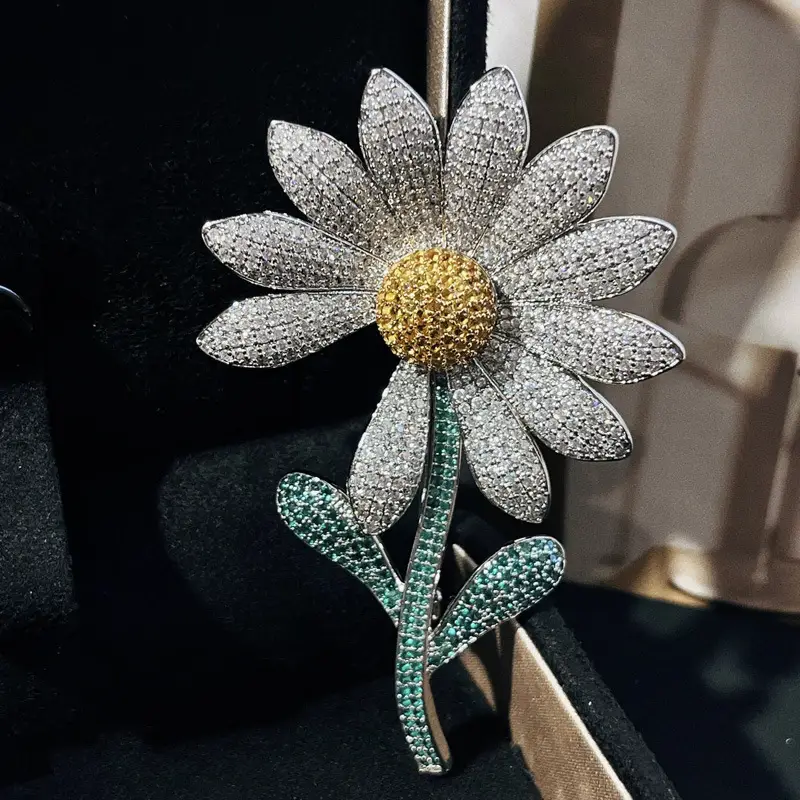 Zircon Daisy Sunflower Brooch for Women — feature 3