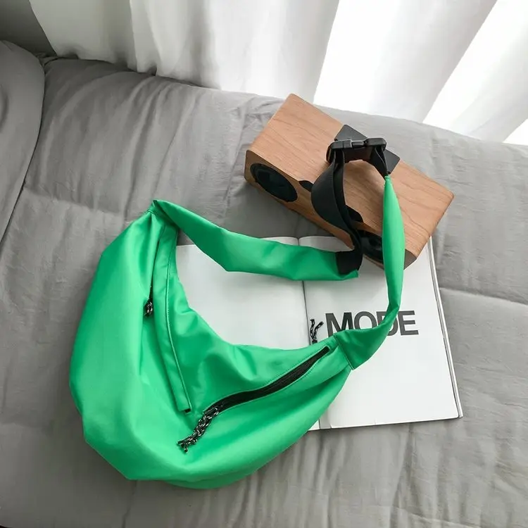Black Nylon Messenger Bag for Women Spring 2022 — feature 54