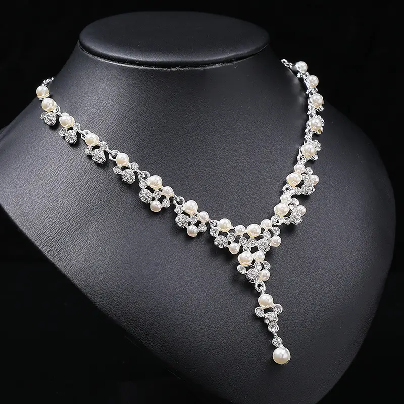 2022 Pearl Necklace Set for Women Light Luxury Niche - Image 3