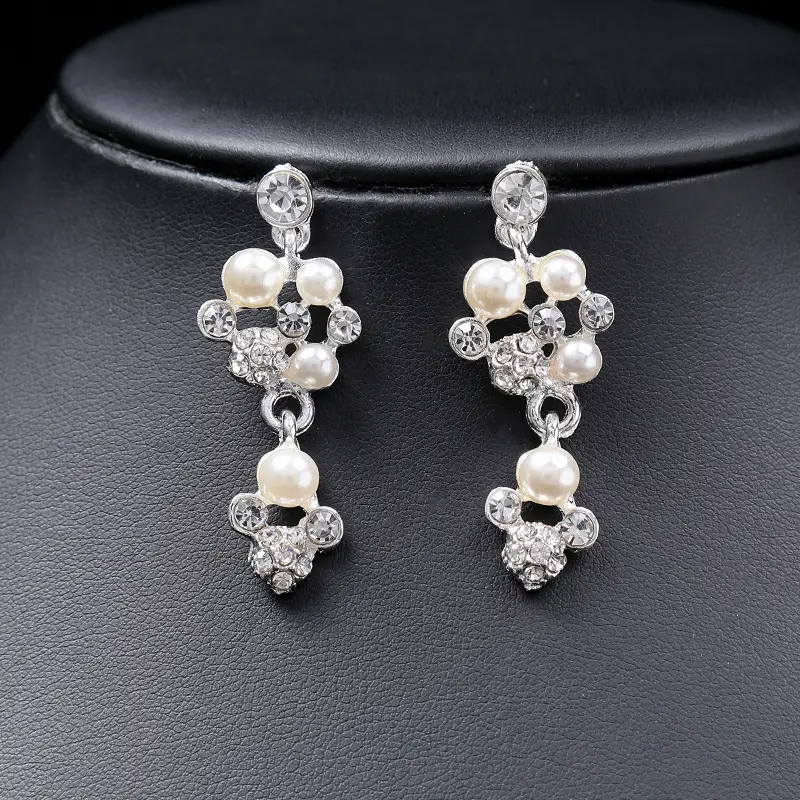 2022 Pearl Necklace Set for Women Light Luxury Niche - Image 4