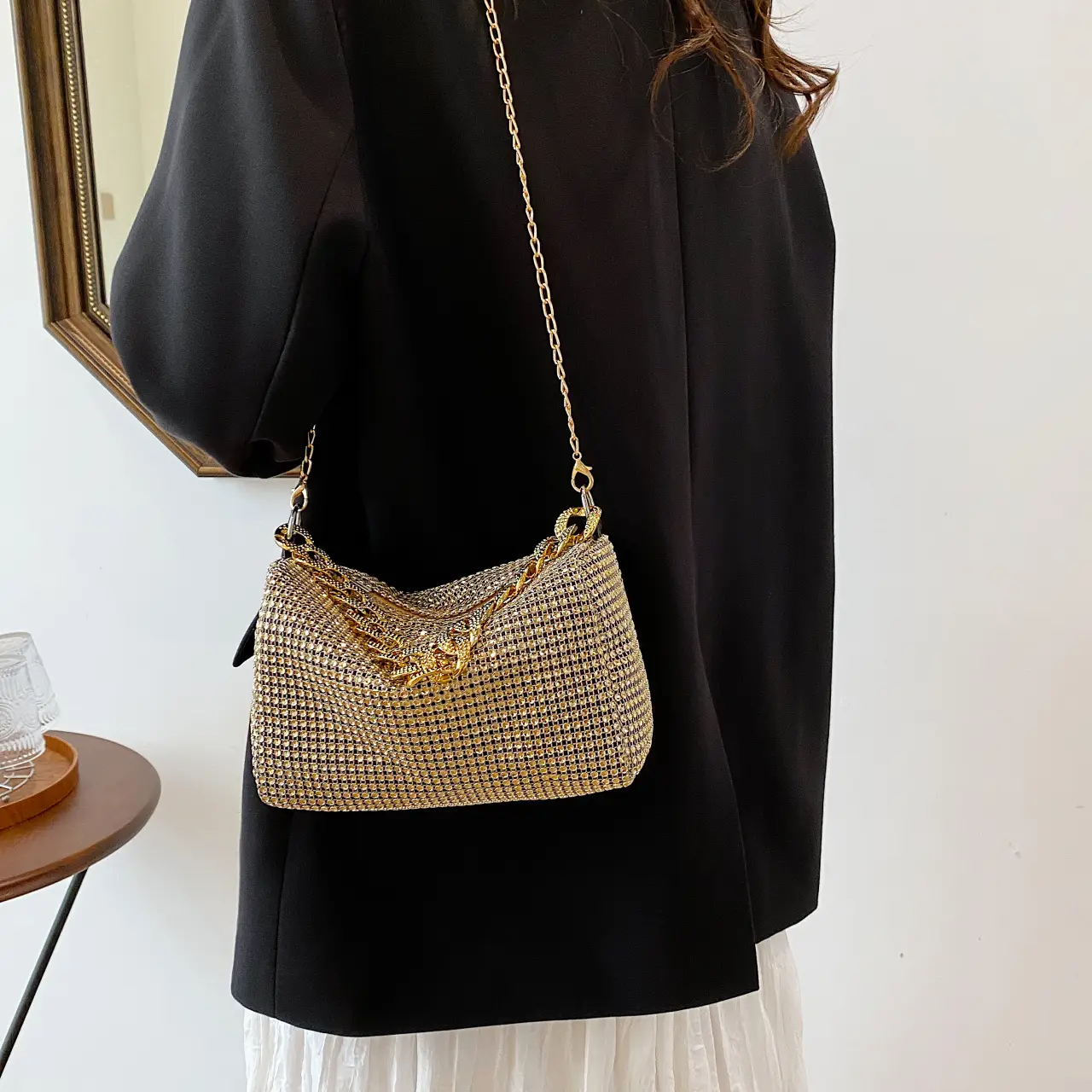 Women Rhinestone Chain Crossbody Bag Gold Plated — feature 33