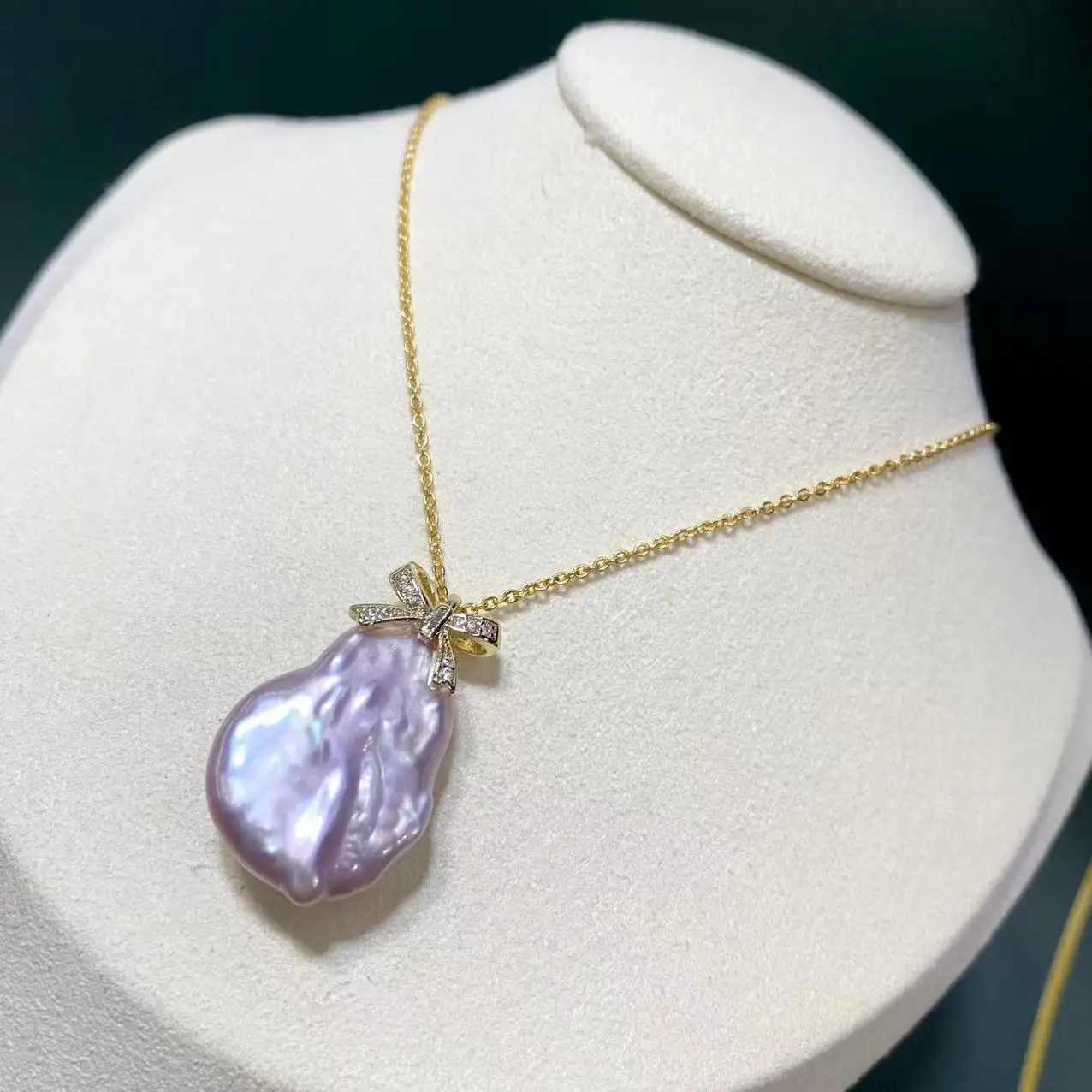 Natural Freshwater Pearl Pendant with Button Pink Purple Design - Image 2