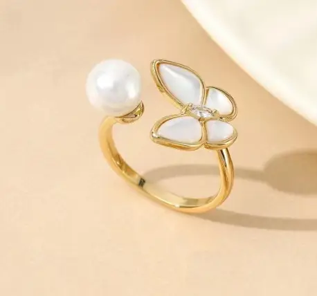 Butterfly Freshwater Pearl Bracelet Adjustable Gold - Image 2