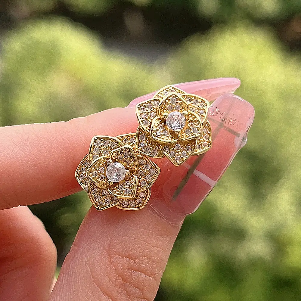 Cao Shi Zircon Cross Earrings for Women — feature 6
