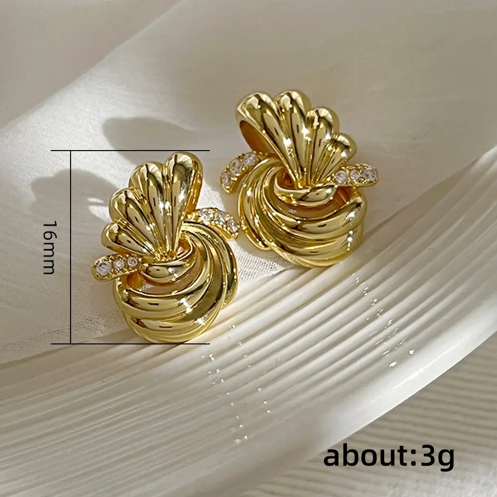 Gold Geometric Knot Earrings for Women Elegant Fashion - Image 6