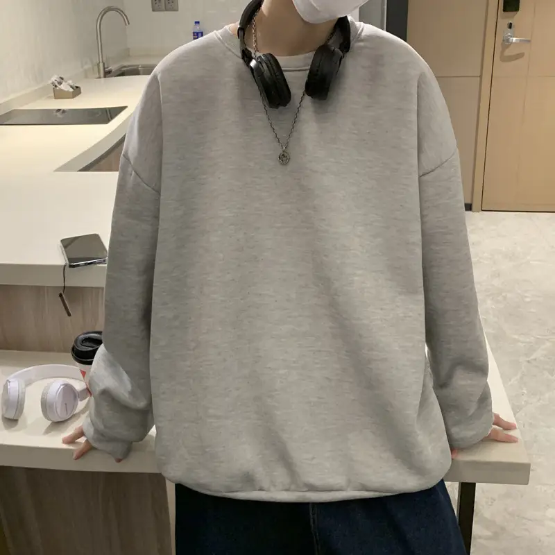 2021 Men's White Crewneck Sweatshirt with Pocket - Image 5