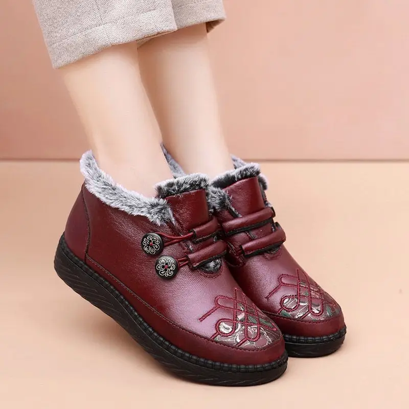 Old Beijing Winter Cotton Shoes, Grandma Shoes, Foreign Trade Soft Sole Thickened Mother's Shoes, Warm Snow Boots for the Elderly Wholesale - Image 12