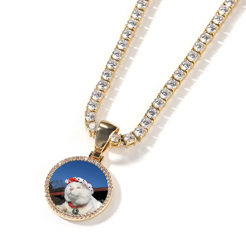Golden Photo Pendant Necklace with Memory Design - Image 6
