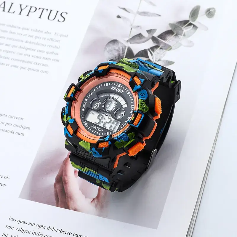Multifunctional Electronic Camouflage Watch for Men - Image 10