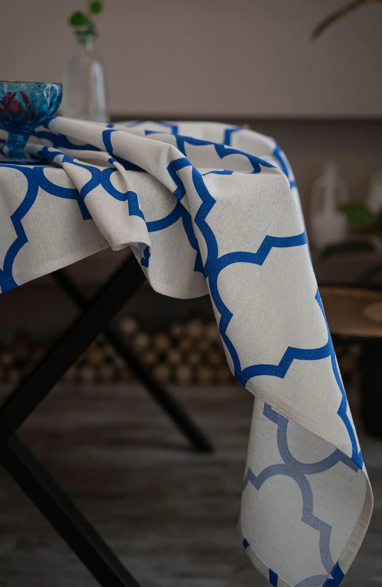 Imaki Blue Geometric Diamond Cotton Tablecloth — feature 15