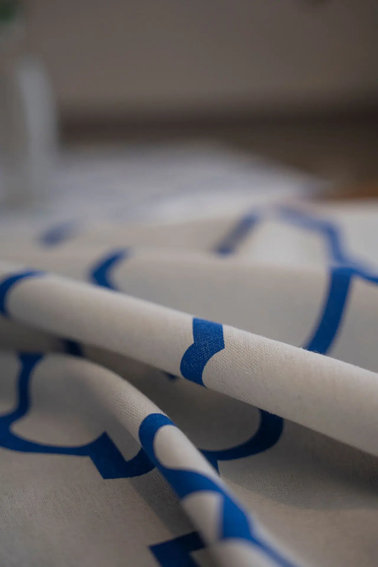 Imaki Blue Geometric Diamond Cotton Tablecloth — feature 16