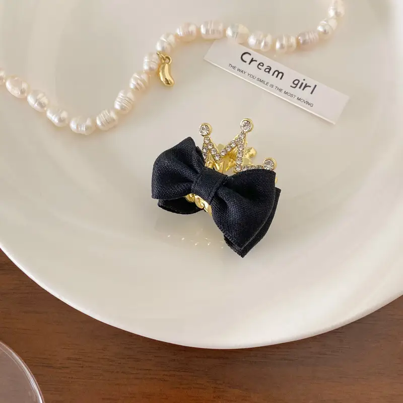 Red Bow Hairpin for Girls with Glitter Clip - Image 4