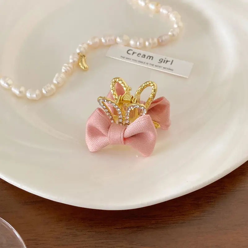Red Bow Hairpin for Girls with Glitter Clip - Image 8