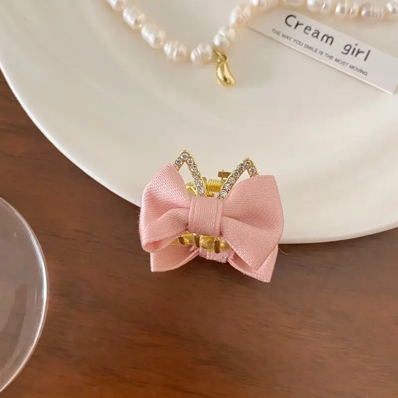Red Bow Hairpin for Girls with Glitter Clip - Image 9