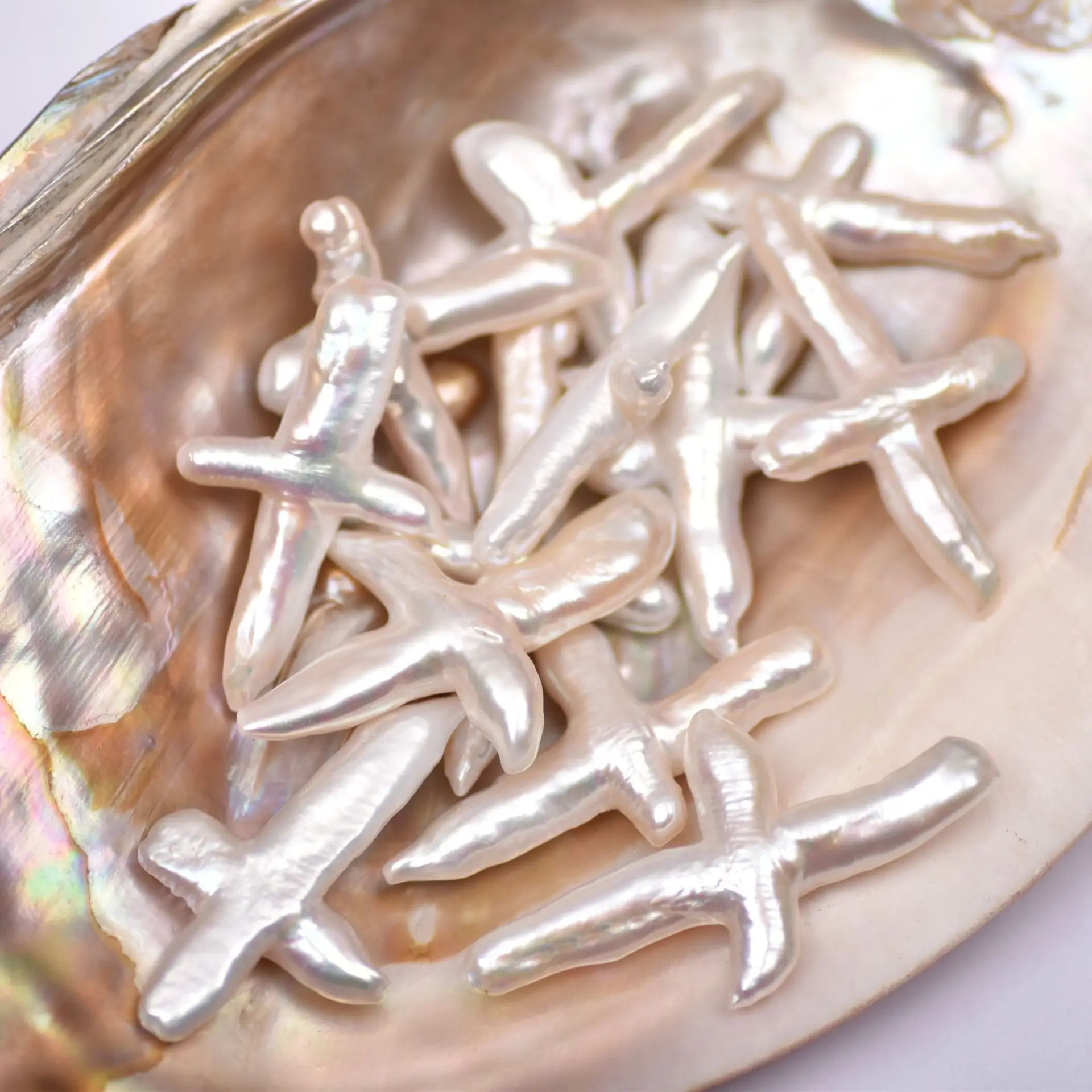 20-40mm Natural Pearl Cross Beads Wholesale