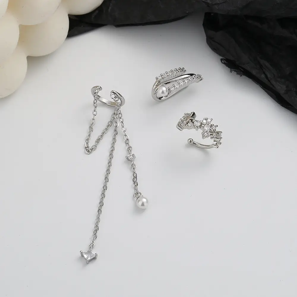 Ancient Cat Nging Gypsophila Pearl Earring Clip - Image 6