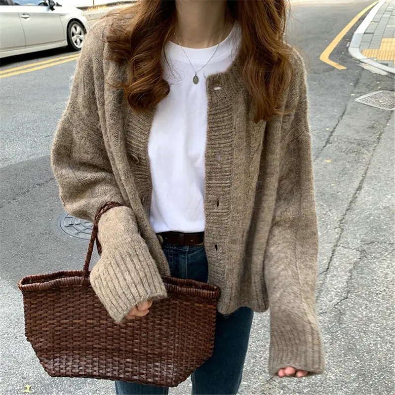 Women's New Knitted Velvet Cardigan Sweater - Image 3