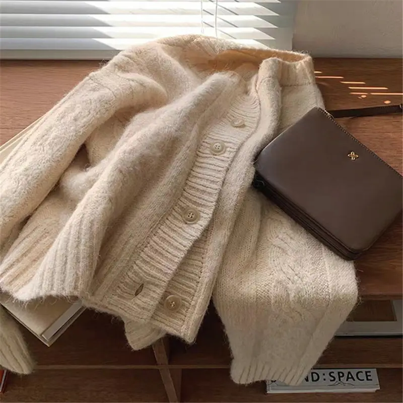 Women's New Knitted Velvet Cardigan Sweater — feature 10