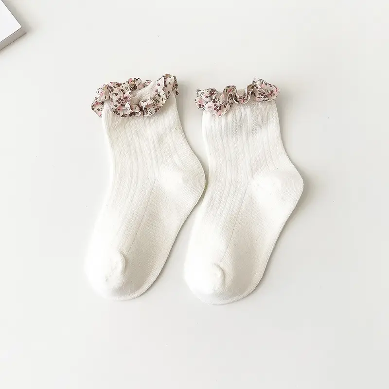 2024 Cute Floral Lace Socks for Girls Large - Image 2