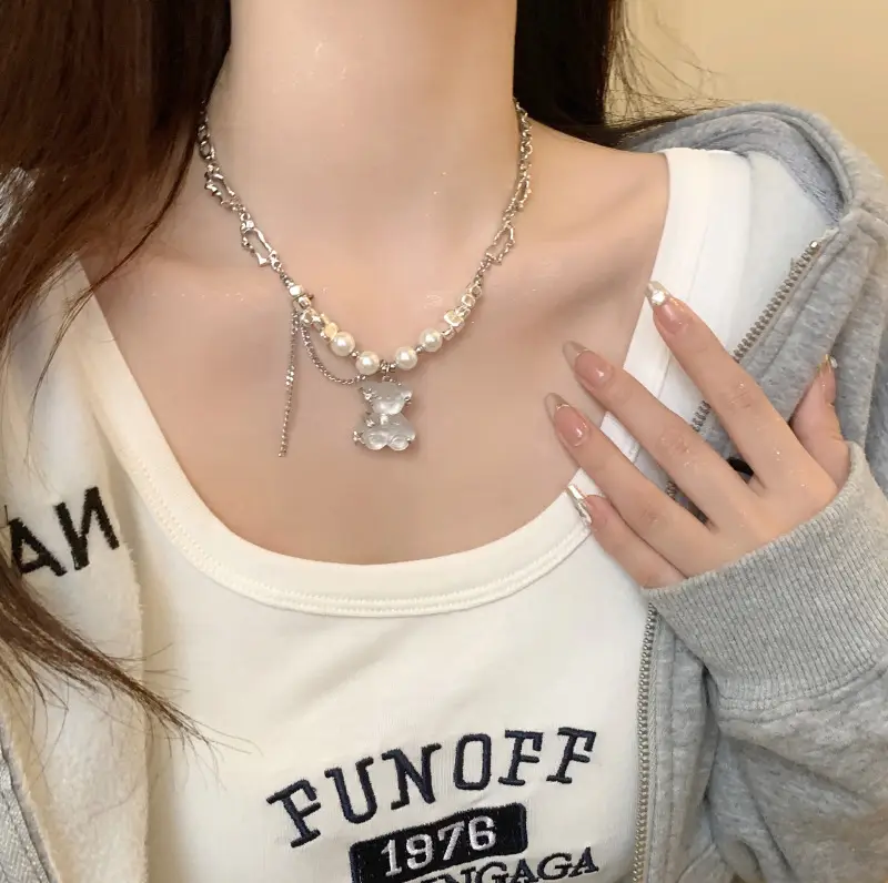 Transparent Jelly Bear Mang Star Necklace Women — feature 4