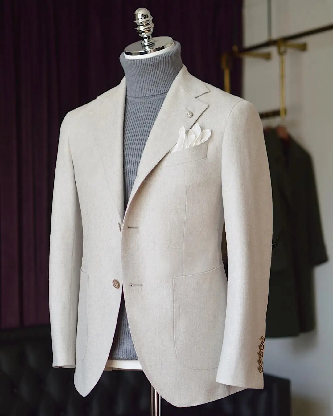 Gold Chain Brooch for Men Wedding Dress Elegant Accessories — feature 5