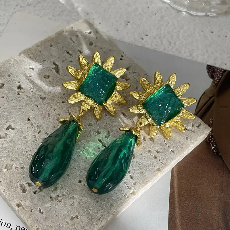Mid-ancient green crystal earring gold plated square drop design - Image 3